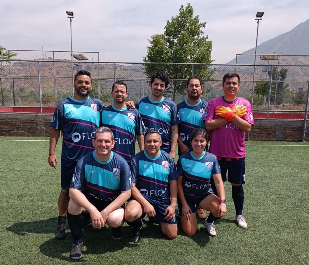 Fotografía oficial del equipo de Tuxpan en la cancha