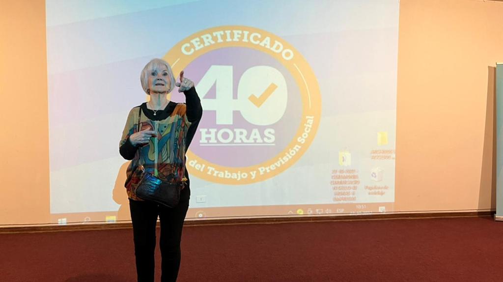 Silvia Ontivero en la ceremonia del Sello 40 Horas